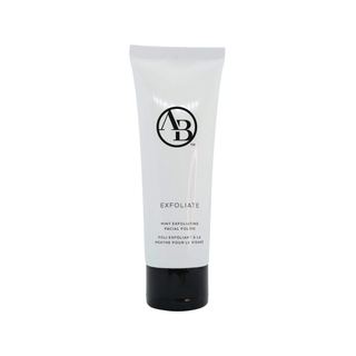 Esmalte facial exfoliante de menta